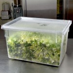Rubbermaid® FG330100CLR Clear Polycarbonate Food Storage Box - 26 Rubbermaid® FG330100CLR Clear Polycarbonate Food Storage Box - 26