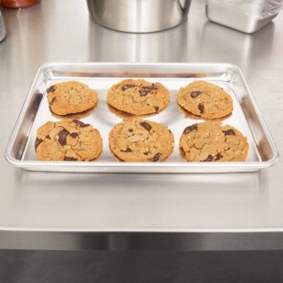 Vollrath Wear-Ever Quarter Size 16 Gauge 9 1/2 Vollrath Wear-Ever Quarter Size 16 Gauge 9 1/2