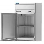 Beverage-Air CT1HC-1HS-18 Cross-Temp 1 Section Convertible Reach-In Refrigerator / Freezer with Half Doors and Tray Slides