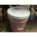 Advantage Chemicals 5 Gallon / 640 oz. Concentrated Pot & Pan Soap Advantage Chemicals 5 Gallon / 640 oz. Concentrated Pot & Pan Soap