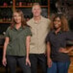 Mercer Culinary Metro Edge Unisex Khaki Short Sleeve Brewer / Work Shirt - 2XL