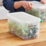 Araven 03031 1/3 Size Translucent Polypropylene Food Pan with Airtight Lid - 6 Araven 03031 1/3 Size Translucent Polypropylene Food Pan with Airtight Lid - 6