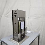 Scratch and Dent Avantco 20 lb. Stainless Steel Vertical Manual Sausage Stuffer with 5/8