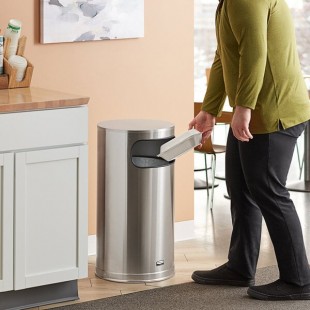 Rubbermaid® FGSO16SSSGL Metallic Round Satin Stainless Steel Trash Can with Galvanized Steel Liner 12 Gallon Rubbermaid® FGSO16SSSGL Metallic Round Satin Stainless Steel Trash Can with Galvanized Steel Liner 12 Gallon
