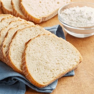 White Lily Enriched Unbleached Bread Flour 5 lb. - 8/Case White Lily Enriched Unbleached Bread Flour 5 lb. - 8/Case