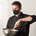 Mercer Culinary M69010BK Black Reusable Non-Woven Polypropylene Anatomical Protective Face Mask - 8 1/2