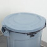 Rubbermaid® FG261960GRAY BRUTE 20 Gallon Gray Round Trash Can Lid