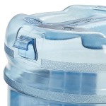 San Jamar Shorty Saf-T-Ice 5 Gallon Polycarbonate Ice Tote with Lid and Hanging Bracket