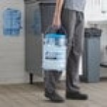 San Jamar Shorty Saf-T-Ice 5 Gallon Polycarbonate Ice Tote with Lid and Hanging Bracket