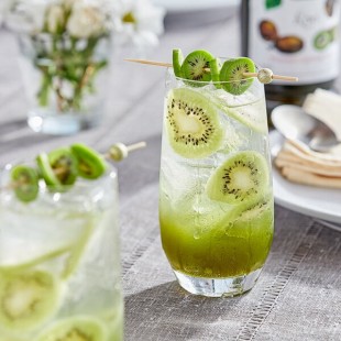 Monin Premium Kiwi Flavoring / Fruit Syrup 1 Liter - 4/Case Monin Premium Kiwi Flavoring / Fruit Syrup 1 Liter - 4/Case