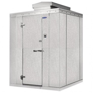 Norlake Fast Trak 8' x 8' x 6' 7 Norlake Fast Trak 8' x 8' x 6' 7