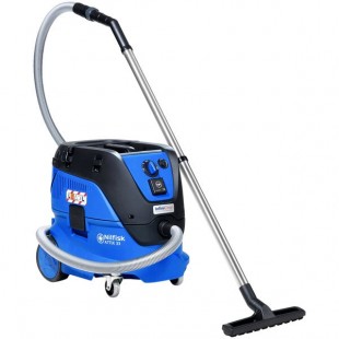 Nilfisk ATTIX 33-21 IC 8 Gallon Polyethylene Wet / Dry Vacuum with Automatic Tool Start and Anti-Static Hose - 890W