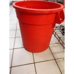 Carlisle 84103214 Bronco 32 Gallon Blue Round Trash Can