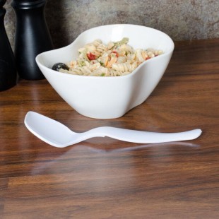 Fineline 3302-WH Platter Pleasers White Plastic 8 1/2 Fineline 3302-WH Platter Pleasers White Plastic 8 1/2