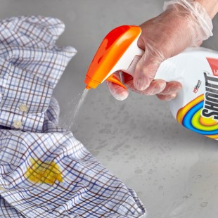 SC Johnson Shout® 359549 22 fl. oz. Triple-Acting Laundry Stain Remover Spray