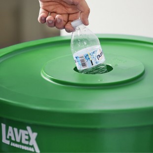 Lavex 32 Gallon Green Round Commercial Recycling Can Lid with 3 1/2