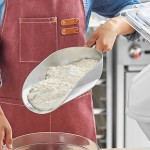 Choice 85 oz. One-Piece Aluminum Scoop
