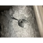 Choice 85 oz. One-Piece Aluminum Scoop