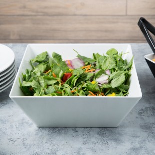 Vollrath V22204 6.5 Qt. White Extra-Large Square Melamine Bowl