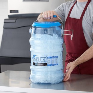 San Jamar Saf-T-Ice 6 Gallon Polycarbonate Ice Tote with Lid and Hanging Bracket San Jamar Saf-T-Ice 6 Gallon Polycarbonate Ice Tote with Lid and Hanging Bracket