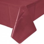 Creative Converting 953122 Burgundy 3-Ply Guest Towel / Buffet Napkin - 192/Case Creative Converting 953122 Burgundy 3-Ply Guest Towel / Buffet Napkin - 192/Case
