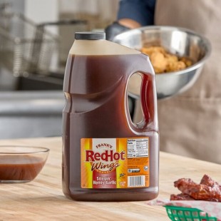 Frank's RedHot 1 Gallon Stingin' Honey Garlic Sauce - 2/Case Frank's RedHot 1 Gallon Stingin' Honey Garlic Sauce - 2/Case