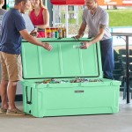 CaterGator CG200SF Seafoam 210 Qt. Rotomolded Outdoor Cooler / Ice Chest