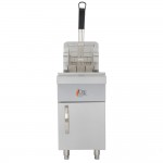 Cooking Performance Group FCPG15 Liquid Propane 15 lb. Countertop Fryer - 26,500 BTU