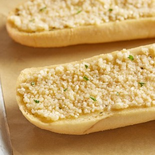 Badia Minced Garlic in Olive Oil 32 oz.