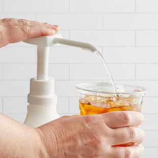 Narvon Light Vanilla Syrup 1 Gallon - 4/Case