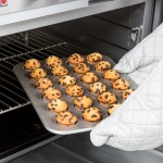 Chicago Metallic 45245 24 Cup 2.1 oz. Glazed Aluminized Steel Mini Muffin Pan - 12 7/8