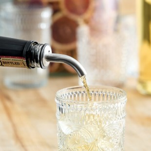 Acopa Angled Stainless Steel Liquor Speed Pourer - 12/Pack Acopa Angled Stainless Steel Liquor Speed Pourer - 12/Pack