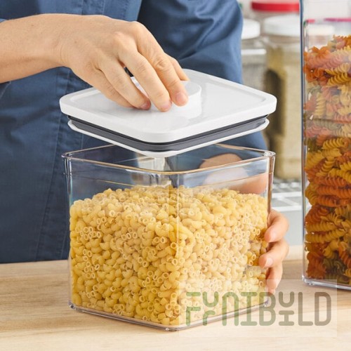 OXO Good Grips 2.8 Qt. Clear Square SAN Plastic Food Storage Container with White POP Lid