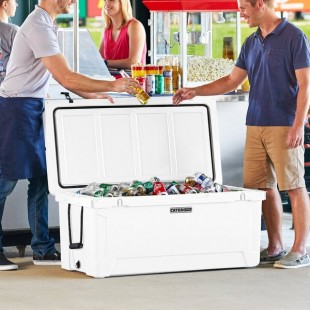 CaterGator CG170WH White 170 Qt. Rotomolded Outdoor Cooler / Ice Chest CaterGator CG170WH White 170 Qt. Rotomolded Outdoor Cooler / Ice Chest