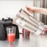 Waring MX1050XTS Xtreme 3 1/2 hp Commercial Blender with Electronic Keypad, and 64 oz. Stainless Steel Container - 120V