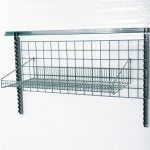 Metro GS1836K3 SmartWall G3 Metroseal Green Grid Shelf with Retaining Ledge - 18 Metro GS1836K3 SmartWall G3 Metroseal Green Grid Shelf with Retaining Ledge - 18