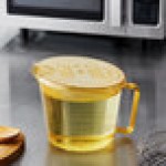 Cambro 2 Qt. High Heat Amber Measuring Cup with Splatterproof Cover