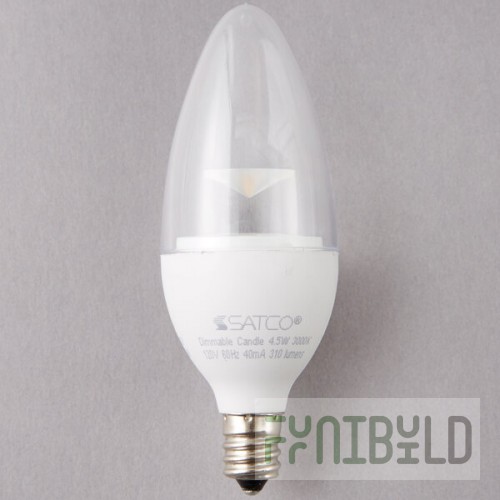 Satco S8952 4.5 Watt (40 Watt Equivalent) Clear Warm White LED Light Bulb with Candelabra Base - 120V (B11)