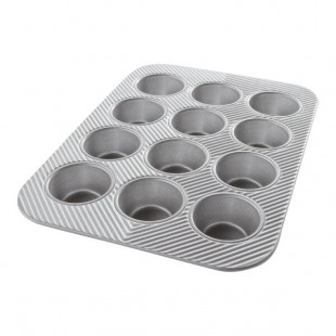 Chicago Metallic 45125 12 Cup 3.8 oz. Glazed Aluminized Steel Muffin / Cupcake Pan - 11 1/8