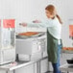 Carnival King 30 lb. Liquid Propane / Field Convertible Flat Bottom Countertop Funnel Cake / Donut Fryer Carnival King 30 lb. Liquid Propane / Field Convertible Flat Bottom Countertop Funnel Cake / Donut Fryer