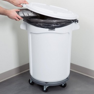 Rubbermaid® BRUTE 32 Gallon White Round Trash Can, Lid, and Dolly Kit Rubbermaid® BRUTE 32 Gallon White Round Trash Can, Lid, and Dolly Kit