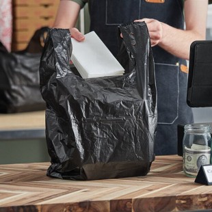 Choice 1/6 Standard Size Black Unprinted Medium-Duty Plastic T-Shirt Bag - 500/Case