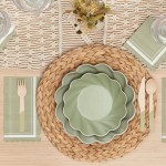 Sophistiplate Sage Scalloped Edge Paper Guest Towel - 240/Case