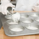 Chicago Metallic 43037 15 Cup 10 oz. Glazed Aluminized Steel Mini Cake / Oversized Muffin Pan - 17 7/8