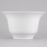 TableCraft CW3130W 3.25 Qt. White Cast Aluminum Tulip Salad Bowl