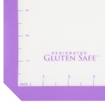 Mercer Culinary M31093PU Half Size Allergen-Free Purple Silicone Baking Mat - 11 7/8