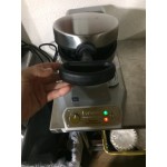 Waring WW200 Double Belgian Waffle Iron / Maker - 120V Waring WW200 Double Belgian Waffle Iron / Maker - 120V