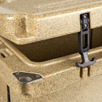 CaterGator CG100SPBW Beige 110 Qt. Mobile Rotomolded Outdoor Cooler / Ice Chest CaterGator CG100SPBW Beige 110 Qt. Mobile Rotomolded Outdoor Cooler / Ice Chest
