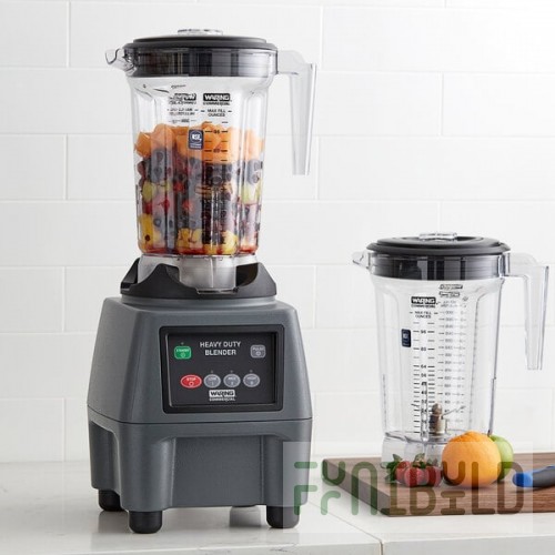 Waring CB15P 3 3/4 hp Commercial Food Blender with 1 Gallon Copolyester Container - 120V