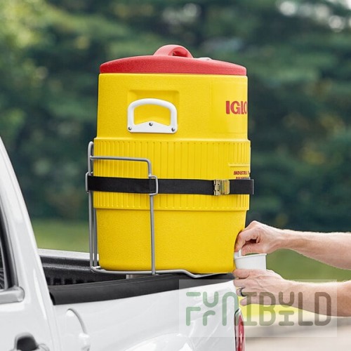 Igloo 4101 10 Gallon Yellow Insulated Beverage Dispenser / Portable Water Cooler